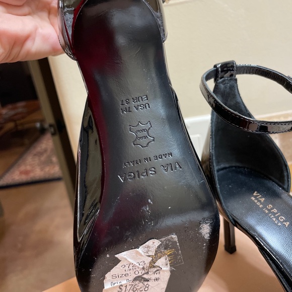 Via Spiga V-Jennie, Black Patent pump Size 7 - EUC - MSRP $325 - Picture 6 of 12